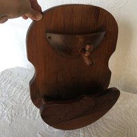 Vintage Primitive Wall Box. Holzmauer Mit 1/2 Bowl Faux Spout Und Großem Gerundeten Holder Auf Dem Backboard. Hanger Back Vintage Primitive Wall Box. Holzmauer Mit 1/2 Bowl Faux Spout Und Großem Gerundeten Holder Auf Dem Backboard. Hanger Back von VeryVictorianStudio