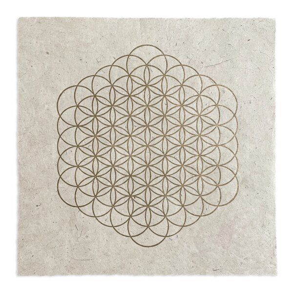 Veskor Cassiopeia BLUME DES LEBENS Heilige Geometrie Linoldruck | 35 × 35 cm | Gold auf Naturweiß von Veskor Cassiopeia