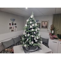 50 Gehäkelte Weihnachtsschneeflocken Weiße Baumwollornamente von VessyMidget
