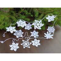 Gehäkelte Schneeflocken Girlande Weiße Weihnachtsornament Dekor von VessyMidget