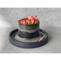 Streichholzhalter Mit Anzündefläche Und Ablagefläche. Höhe 5 cm. Streichhölzer - Aufbewahrung. Keramik von VestarDesign