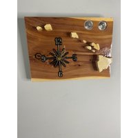 Hawaii State Vierteluhr. Handgefertigt. Uhren Aus Roter Zeder Und Kiefernholz. Kann Mit Ihrer Wahl Der Hölzer Angepasst Werden Hawaii State Vierteluhr. Handgefertigt. Uhren Aus Roter Zeder Und Kiefernholz. Kann Mit Ihrer Wahl Der Hölzer Angepasst Werden von VeteranWoodworkings