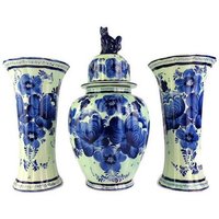 Vintage Delft Blauw Ginger Glasurne Mit Vasen, Handbemalte Keramikschrank Set Urne Und Vasen von ViaCodice