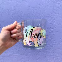 Handbemalte Mama Bär Glaskaffeetasse - Regenbogen Design von ViaFrancesca