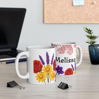 Floral Personalized Ceramic Mug, Colorful Flower Coffee Cup Gift, Tea Spring Design, Mother's Day, Birthday Gift von Viblora