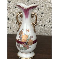 Weiße Blumige Und Weinrote Vintage Vase Mit Goldrand von VickysVintageVenue