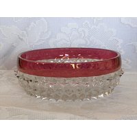 Sammlerstück Vintage Mid-Century Modern Diamond Point Ruby Red Cranberry Flash Glasschale - Nachlass von VictoriasAtticUS