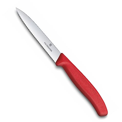 Victorinox, 6.7731, Swiss Classic, Gemüsemesser, Extra scharfe Klinge, mit Wellenschliff, robuster Kunststoff-Griff, Rot, Made in Switzerland, Spülmaschinengeeignet von Victorinox