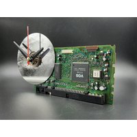 Computer Uhr Aus Recyceltem Material von VictoryDesignStore