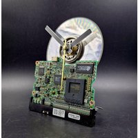 Schreibtischuhr Aus Recyceltem Computer Teil Geek Tech Geschenk von VictoryDesignStore