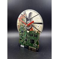 Uhr Mit Recycelter Festplatte Computer Geek Geschenk Uhr Mit Recycelter Festplatte Computer Geek Geschenk von VictoryDesignStore