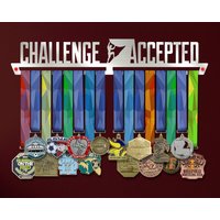 Herausforderung Akzeptiert Medaille Aufhänger V1, Edelstahl Inspirierende Halter Geschenk, Motivierende Display Rack von VictoryHangers