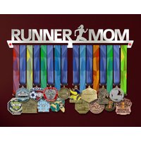 Läufer Mom Medaille Halter V2, Inspirierende Aufhänger Rack, Muttertagsgeschenk, Laufende Display Rack von VictoryHangers