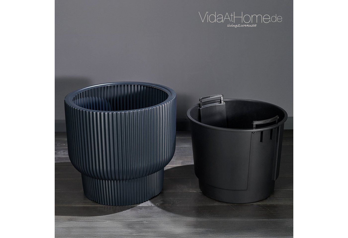 VidaAtHome.de Blumentopf Design-Pflanzgefäße-Set ULEY (2er Set) mit Bewässerungseinsatz (Spar-Set, Pflanzgefäß ULEY 30, 40 + Bewässerung 212, 277), Stilvolles Design mit Rillenstruktur von VidaAtHome.de