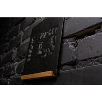 Rustikale Plattenleiste Aus Holz Für Die Wand - Handgefertigte Schallplattenleiste 27, 5cm von ViduFurniture