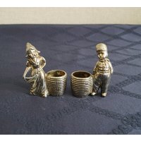Set Von 2 Vintage Kerzenhalter Figuren, Junge Und Mädchen Aus Metall von Vikella70