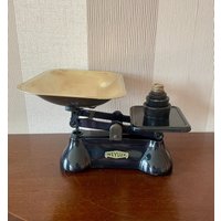 Vintage The Queen Weylux Marktwaage Mit Messingschale, Küchenwaage, Lebensmittelwaage von Vikella70