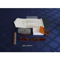 Vintage Waschtisch-Set. Reise-Schminkset Mit Koffer von Vikella70