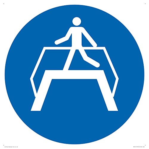 Warnschild "Verwenden Sie Fußbrücke", 400 x 400 mm, S40 Warnschild "Verwenden Sie Fußbrücke", 400 x 400 mm, S40 von Viking Signs