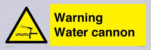 Warnschild mit Wasserkanone, 600 x 200 mm, L62 Warnschild mit Wasserkanone, 600 x 200 mm, L62 von Viking Signs