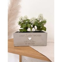 Hochzeitsgeschenk Personalisiert Brautpaar | Hochzeitstag Verlobung Beton Keramik Geschenkidee Blumentopf Gravur Lasst Liebe Wachsen von ViliveDE