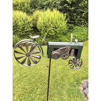 Windspiel Grüner Traktor Handarbeit Metall Gartenstecker Gartendeko Windrad C von VillaLillas
