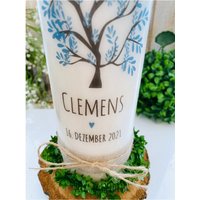 Taufkerze Baum Des Lebens Lebensbaum Clemens Herz Namen Personalisiert Blau Mittelblau Hellblau Grau Kommunionkerze Konfirmationskerze Taufkerze Baum Des Lebens Lebensbaum Clemens Herz Namen Personalisiert Blau Mittelblau Hellblau Grau Kommunionkerze Konfirmationskerze von Villarosalotta