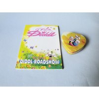 Diddl Herz Blechdose & Die Notiz Block Din A5 | 33 Bl. "10 Jahre Diddl Roadshow" Diddl Herz Blechdose & Die Notiz Block Din A5 | 33 Bl. "10 Jahre Diddl Roadshow" von Vindistein