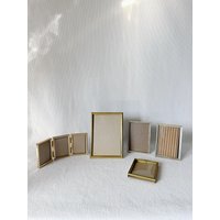 Vintage Gold Messing Metall Bilderrahmen, Art Deco Altes Geld Stil Foto Minimaler Eleganter Rahmen, Midcentury Bild Metallrahmen von VinsarStudios