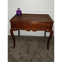 19Th Century Minton Spidell Damenschreibtisch Mit Ausziehbarem Blatt Und Skelett Schlüssel von Vintage1EclecticMix