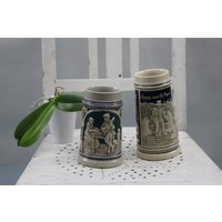 Bierkrug 2 Stück Sammlerstücke Keramik Porzellan Setstpauli Deutschland von Vintage4Moms