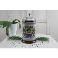 Bierkrug - Zinndeckel, 0, 5 Liter, König Ludwig Ii Von Bayern 1845-1886 Bierkrug - Zinndeckel, 0, 5 Liter, König Ludwig Ii Von Bayern 1845-1886 von Vintage4Moms
