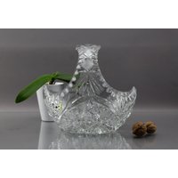 Große Glas Bleikristall Schale Schüssel Mit Griff Verzierungen Bonboniere Handarbeit Schliff Muster Transparent von Vintage4Moms