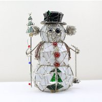 Handarbeit Schneemann Aus Drahtgeflecht Mit Bunten Glas Weihnachtsdekoration Figur Kunstwerk von Vintage4Moms