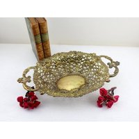 Prächtige Messing Prunkschale Kostbare Handarbeit Aus Messing, Schüssel Mit Tragegriffen Tisch von Vintage4Moms