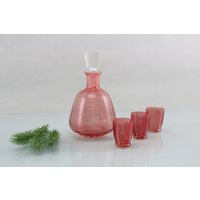 Rockabilly 50Er Jahre Flasche Mit Drei Schnapsgläsern Set Glas Handarbeit Mid Century Vintage von Vintage4Moms