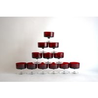 Set Mit 6 Luminarc-Champagnergläsern „Ruby Red Cavalier". Frankreich 1970Er Jahre von VintageAndOtherThing