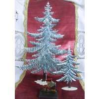 Zinntanne Große Beschneite Tanne Set Aus Zinn Weihnachtstanne Weihnachtsdeko Zinnfigur 27 cm Wilhelm Schweizer Zwerg Holzzwerg Miniatur Set Zinntanne Große Beschneite Tanne Set Aus Zinn Weihnachtstanne Weihnachtsdeko Zinnfigur 27 cm Wilhelm Schweizer Zwerg Holzzwerg Miniatur Set von VintageAntikDesign