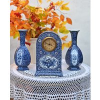Seltenes, Antikes Set Petrus Regout Royal Sphinx Maastricht Set, Uhr Mit 2 Vasen, Holland Castillo Blue 1920-30Er Jahre von VintageAntiqueNL