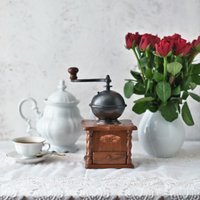 Vintage Koffiemolen - Houten Koffiemolen von VintageAntiqueNL