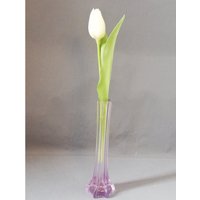 Elegante, Schmale Blumenvase Für Einstielige Blumen. Grazile Vase Den Mittagstisch, Lila Als Blumenschmuck von VintageAustriaShop