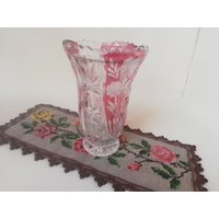 Vase Aus Geschliffenem, Farbigen Glas. Vintage Österreich von VintageAustriaShop