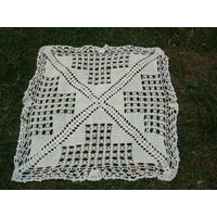 Handgemachte Spitze Häkeln Tischdecke - Dekor Tischdekoration Handgemachte 100 % Baumwolle Handgemachte Spitze Häkeln Tischdecke - Dekor Tischdekoration Handgemachte 100 % Baumwolle von VintageAvangardShop