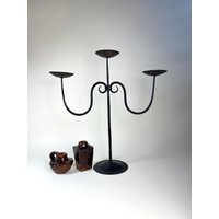 Vintage Neo Mittelalterlicher Stil Kandelaber, Wunderlicher Schmiedeeisen Kerzenhalter, Moderne Folk Style Beleuchtung Vintage Neo Mittelalterlicher Stil Kandelaber, Wunderlicher Schmiedeeisen Kerzenhalter, Moderne Folk Style Beleuchtung von VintageBodacious
