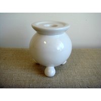 Vintage Handbemalte Glasierte Keramik Kerzenständer. Kerzenständer Mit Fuß Weiß Kerzenhalter . Hergestellt in Portugal von VintageButikGita