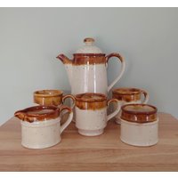 Vintage Kaffeekanne Retro Braun Set Milchkännchen, Zuckerdose 1970Er Keramik Steingut Sadler England von VintageByThomas