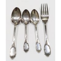 Vintage Buccellati Italy Versilbertes Besteckset 3 Löffel Und Eine Gabel von VintageByTrader