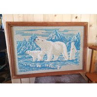 Einzigartige Große Vintage Eisbär-Szene Gemälde Auf Teppich - in Holz Gerahmt von VintageColourDecor