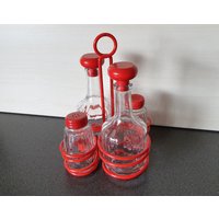 Postmodernes Gewürz Set in Rot Mit Glasflaschen, 1980Er Jahre Sto Glas, Deutschland von VintageDeBlijeEkster