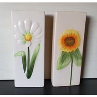 Vintage Keramik Luftbefeuchter, 2Er-Set, Bedruckt Mit Blumen, 70Er Jahre von VintageDeBlijeEkster